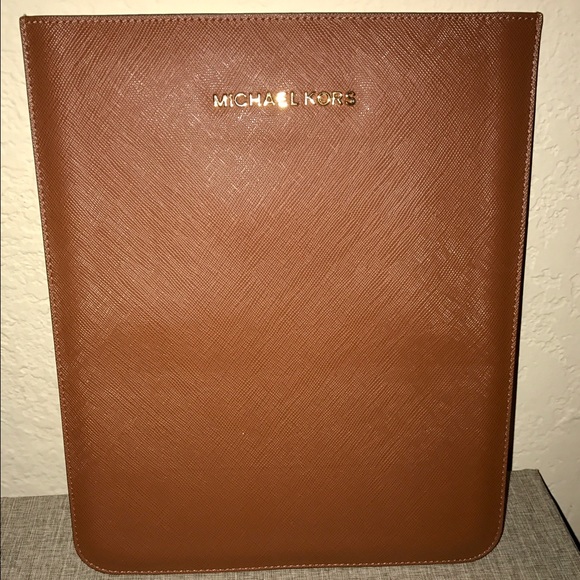 NWOT- Michael Kors IPad sleeve
