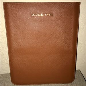 NWOT- Michael Kors IPad sleeve
