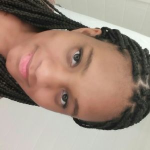 Meet your Posher, Anabelle