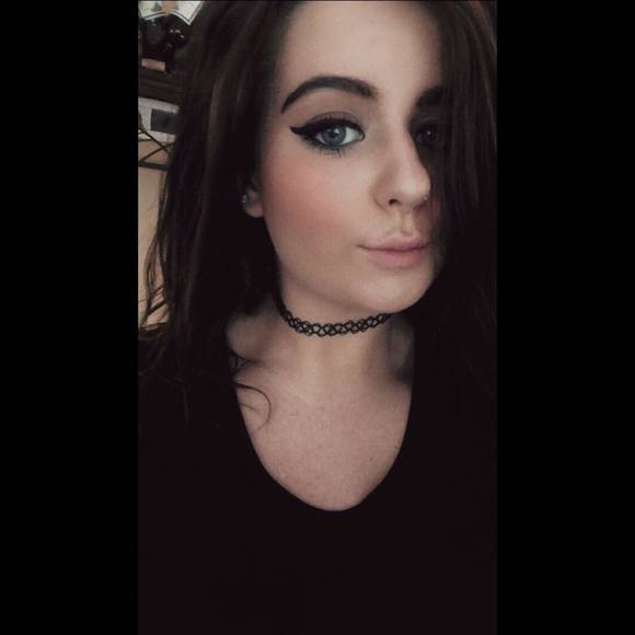 Meet your Posher, Jeana - Picture 1 of 1