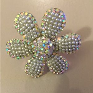 Crystals and pearls adjustable ring!