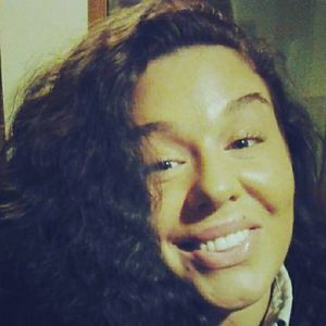 Meet your Posher, Adriana