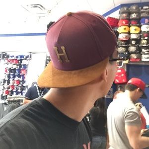 Meet your Posher, Hieu