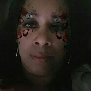 Meet your Posher, Aida