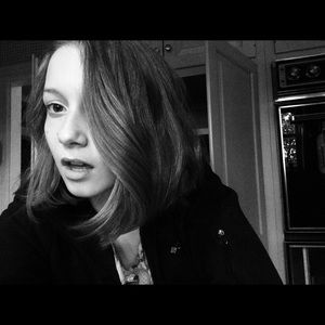 Meet your Posher, Claire