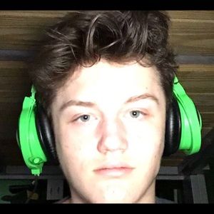 Meet your Posher, Seth