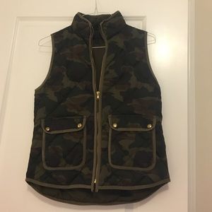 J Crew excursion vest in camo!
