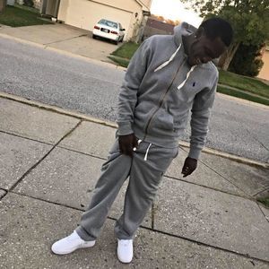 Meet your Posher, Tyler