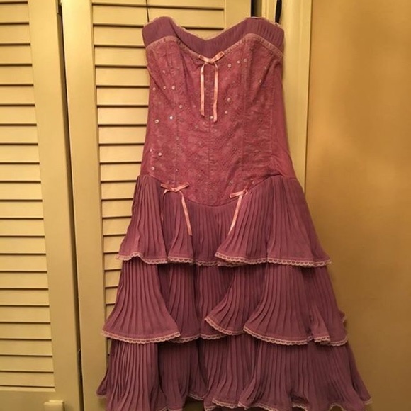 Betsey Johnson evening dress size 6