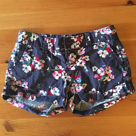 🌸Flower Print Shorts🌸