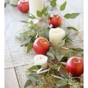 Meet your Posher, Leslie