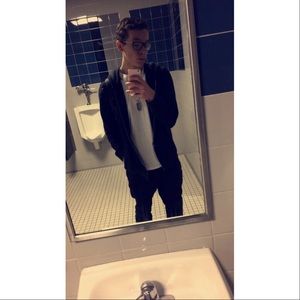 Meet your Posher, Brandon