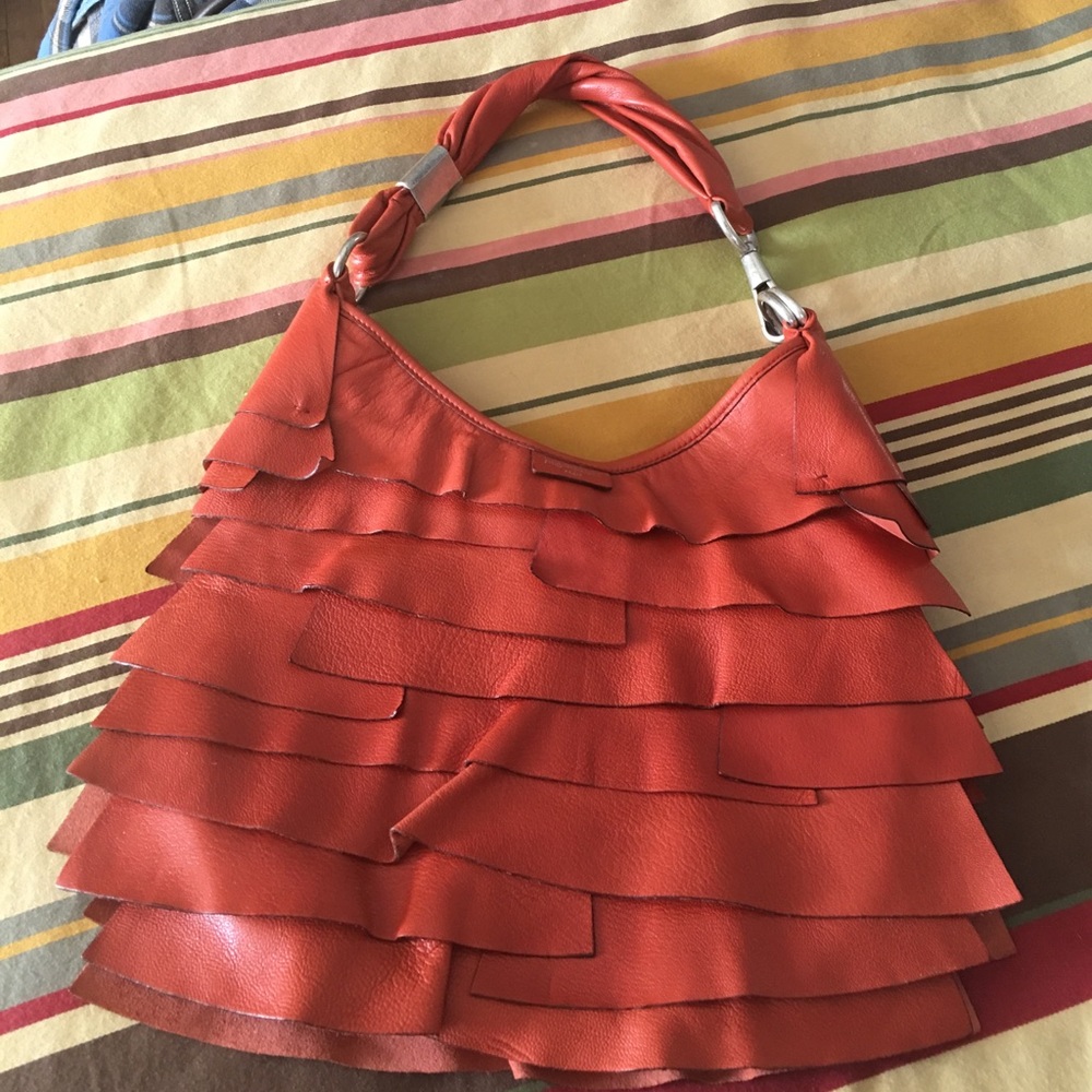 Yves Saint Laurent 💯 Authentic