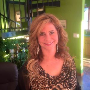 Meet your Posher, Teri