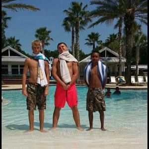 Meet your Posher, Christian