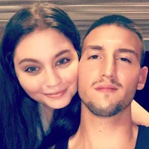 Meet your Posher, Brittney