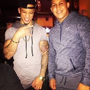 Meet your Posher, Aris