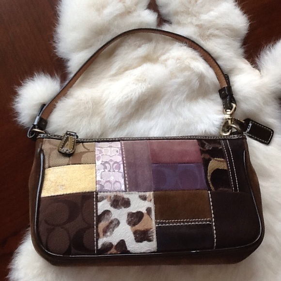 Small coach purse.