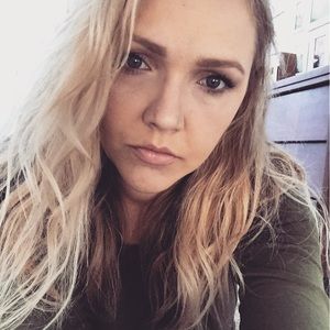 Meet your Posher, Leanne