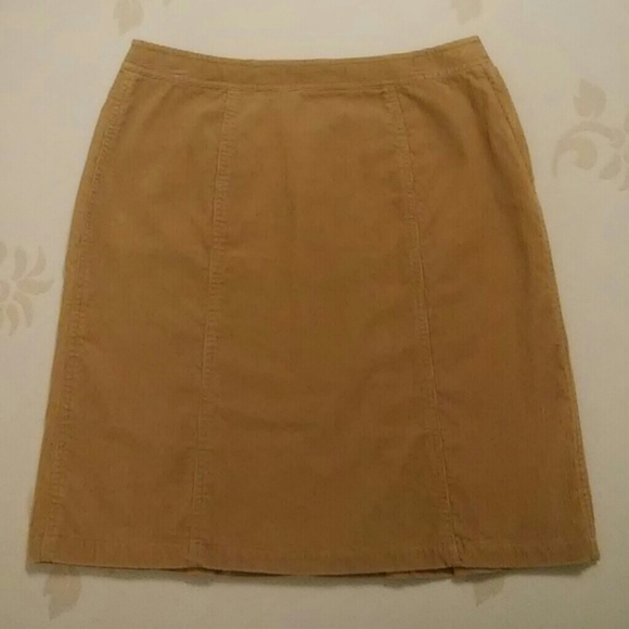 Camel Corduroy size 10 Claiborne Skirt