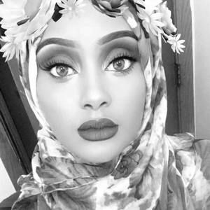 Meet your Posher, Salma