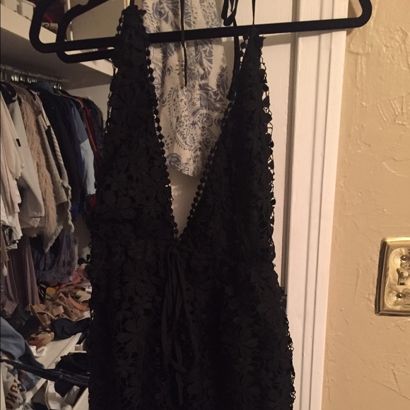 Black missguided backless romper SZ 6