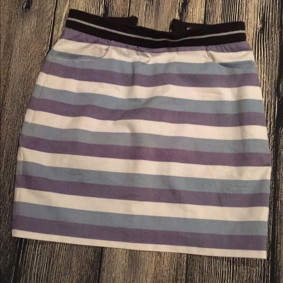 41 hawthorn skirt size small