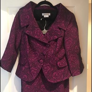 Kay Unger 2 piece suit