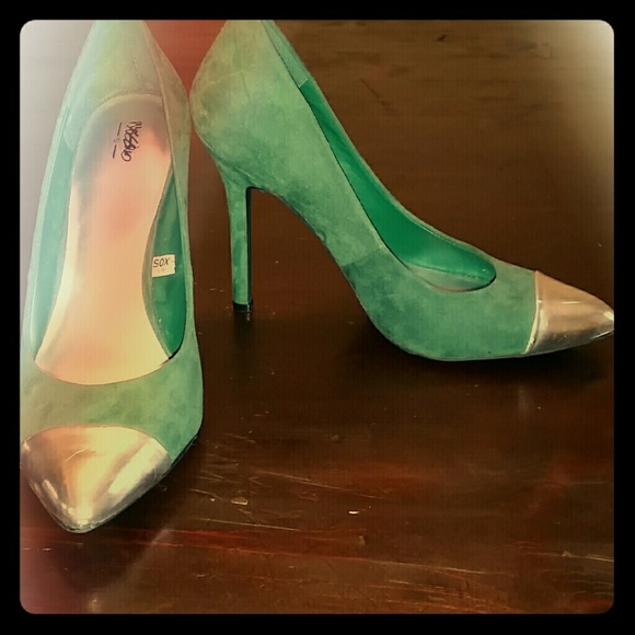 Green Heels