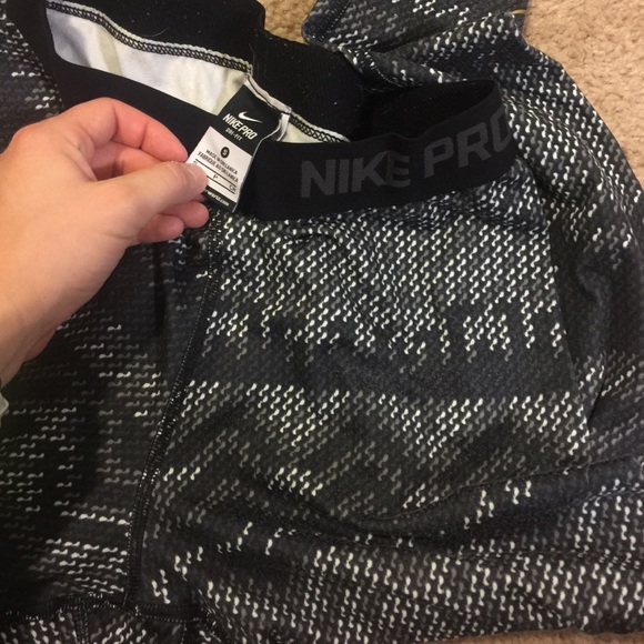 Nike hyperwarm pants