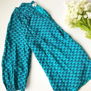 Crown & Ivy Patterned Blouse