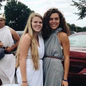 Meet your Posher, Ashley