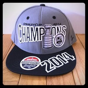 NWT LA KINGS 2014 Stanley Cup Champions SnapBack
