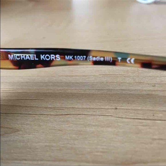 Michael Kors sunglasses - Picture 3 of 3