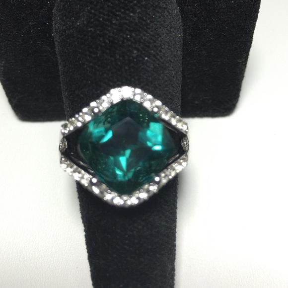 Fluorite Favorites Jewelry - Host Pick ~~ Rare Exotic ~ Cushion Teal Fluorite