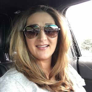 Meet your Posher, Donna
