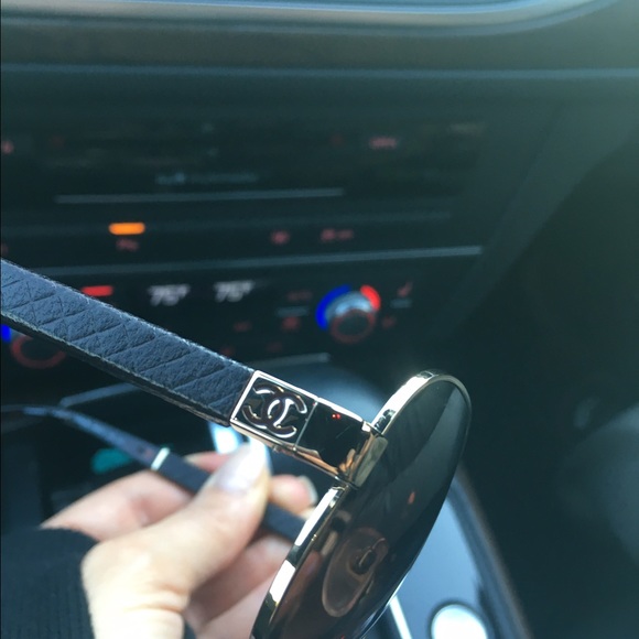 Chanel sunglasses - Picture 3 of 4