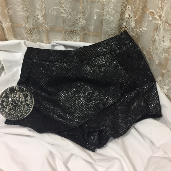 Express shorts