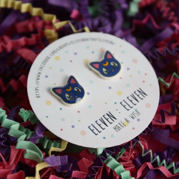 Sailor Moon Luna Cat Anime Stud Earrings - Picture 2 of 8