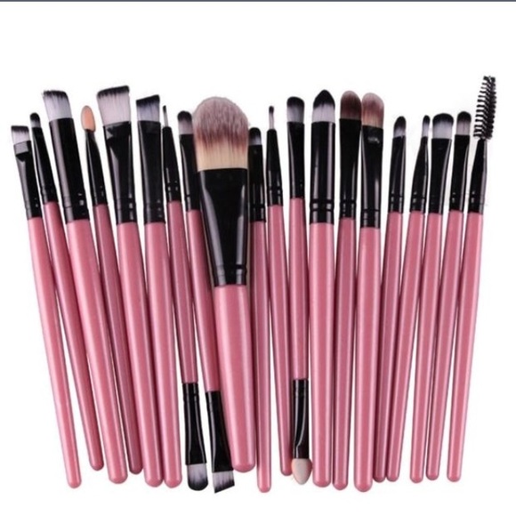 Make up brush set