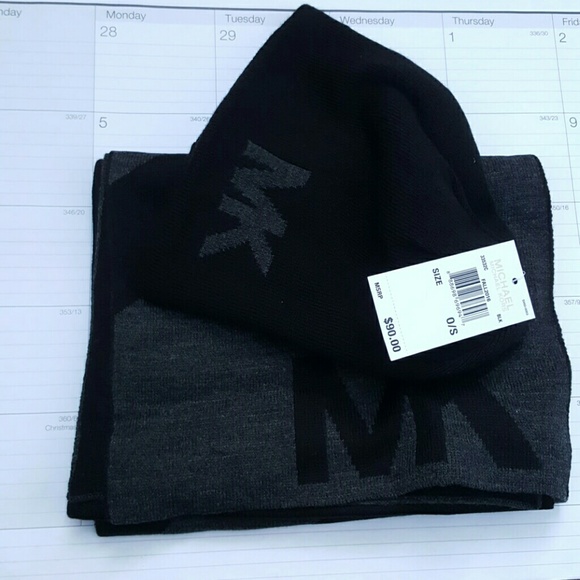 Michael Kors Other - Micheal Kors beanie and Scarft Gift Set