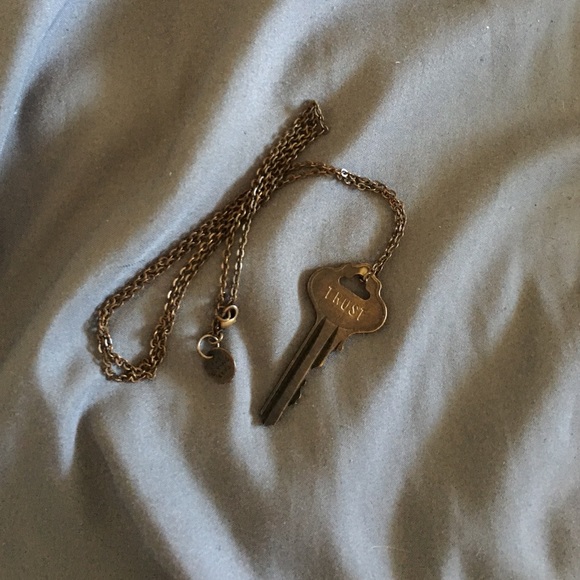 The Giving Keys necklace