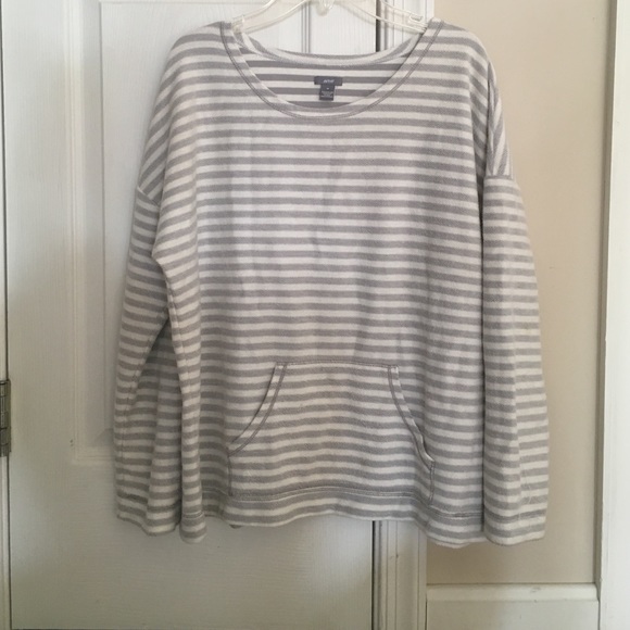 LAST CHANCE - DONATING - Crew neck sweatshirt