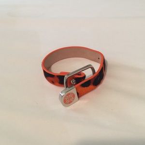 Rustic cuff never used