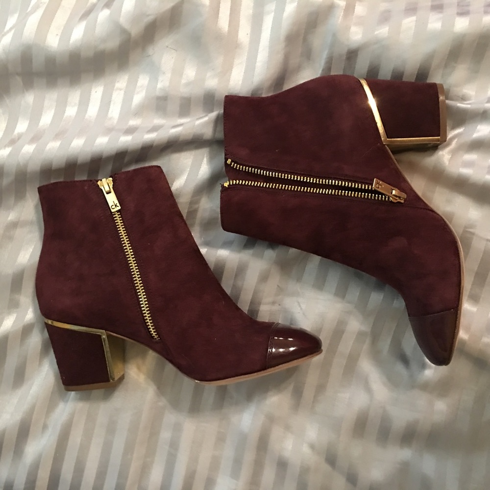 New Calvin Klein boots - Picture 1 of 5