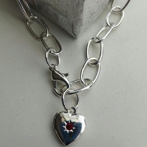 Women's Silverstone Heart Toggle Bracelet