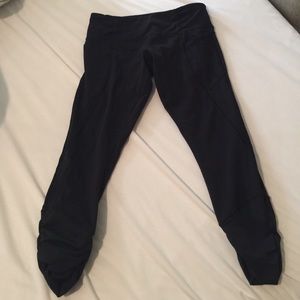 Lululemon Capri pants! Never dried