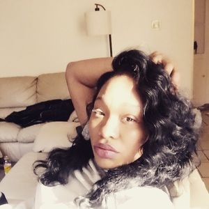 Meet your Posher, Ariel