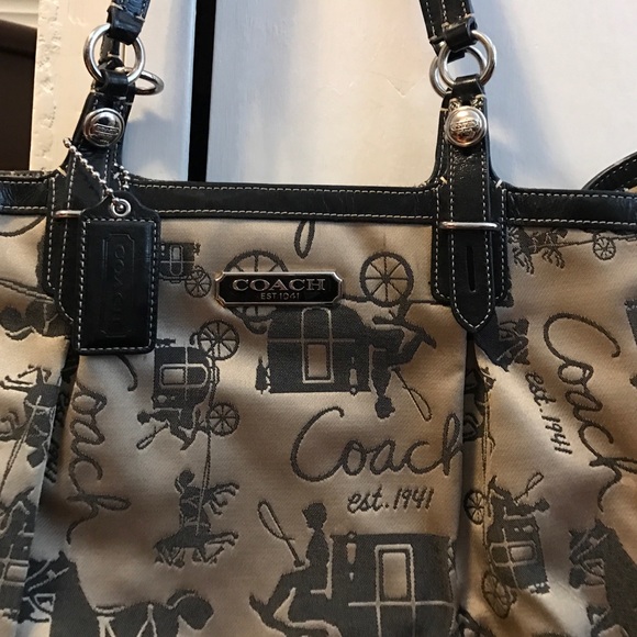 Bag - Picture 2 of 2