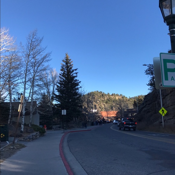 Meet your Posher, Karen - Picture 1 of 1